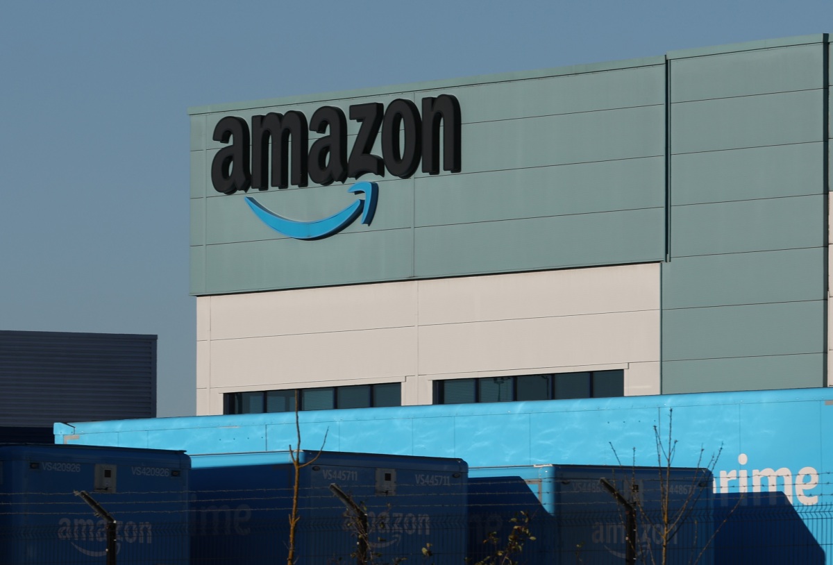 Amazon secures $8B loan, anticipating market headwinds