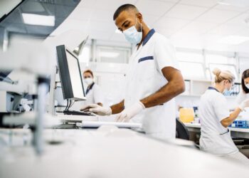 The role of technology in determining cancer treatment