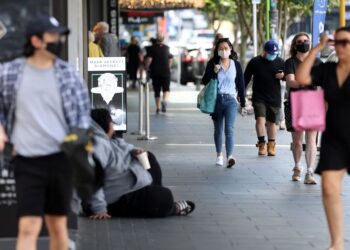 New Zealand Q4 jobless rate edges up to 3.4%, just above historic lows