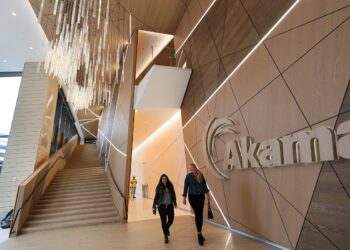 Akamai reaches for the cloud