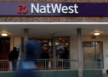 NatWest outlook drags down shares despite profit leap