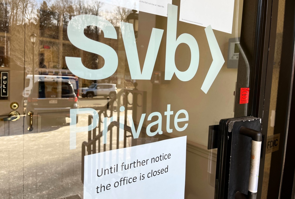 Silicon Valley Bank implodes, Apple launches a new music service, and ChatGPT goes enterprise