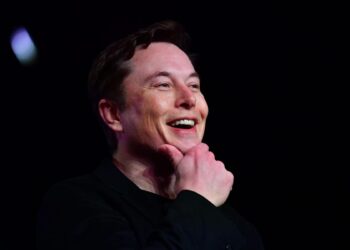 Elon Musk Joins Right-Wing Support For ‘QAnon Shaman’ Claiming Jan. 6 Footage ‘Misleading’