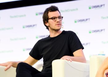 Brex CEO is trying to raise over $1 billion in a weekend for SVB-related bridge loans