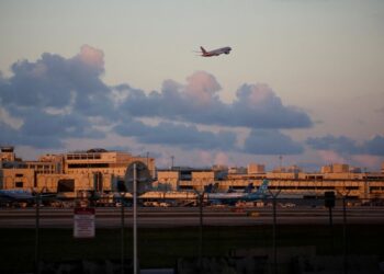 Biden nominee to head FAA withdraws after Republican criticism