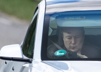 Tesla brings back European referral program as end of Q1 nears