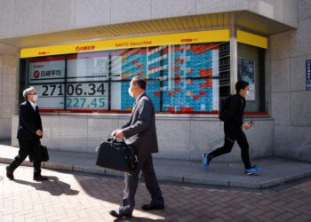 Marketmind: Out of the sinking, banks ‘n’ tech lead the way