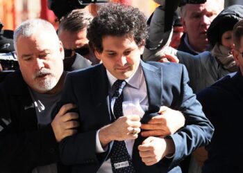 Bitcoin, Crypto Billionaires Lost $110 Billion In Past Year