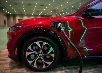 Ford to spend $1.3B to transform Canada factory into EV manufacturing hub
