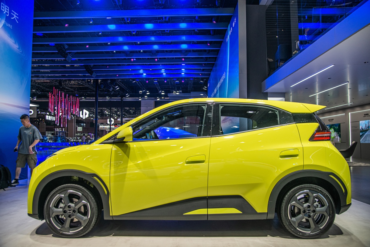 China EVs rising, Tesla loses profit ground and Lyft preps for deep cuts