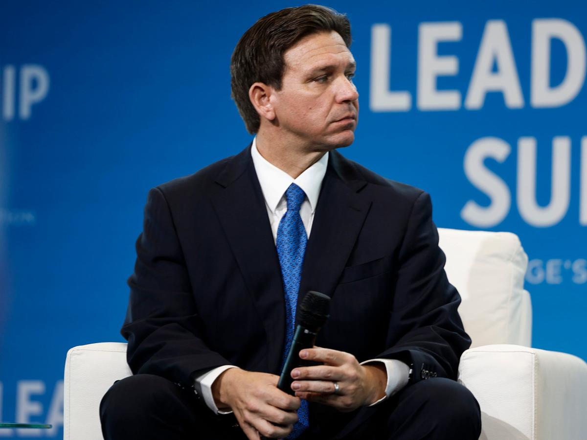 DeSantis gave a ‘low-wattage’ and ‘horrendous’ speech in London as presidential polling slides: ‘Nobody in the room was left thinking, ‘this man’s going places.”