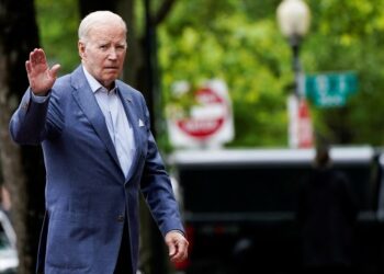 Biden urges Republicans take debt default off table, warns interest rates would jump