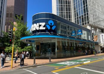 ANZ posts half-year cash profit above estimates, but outlook downbeat