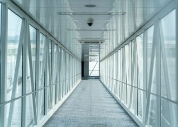 Onboarding and automation: What fintechs can learn from big banks