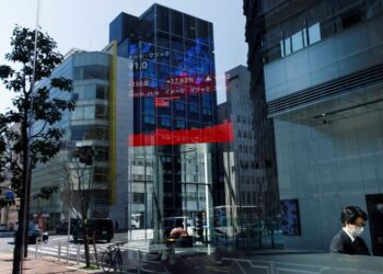 Marketmind: Eyes on Japan GDP, China losing steam