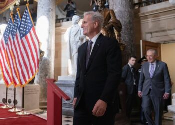 White House, Republicans trade barbs as debt talks paused