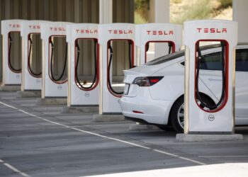 Tesla fuels an EV charging standards war
