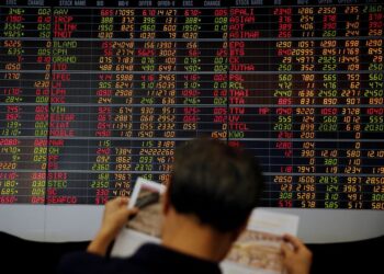 Asian stocks pause rally, eyeing China stimulus, Powell testimony