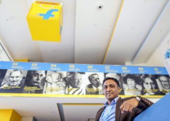 India’s Flipkart begins customer lending in bid to boost sales
