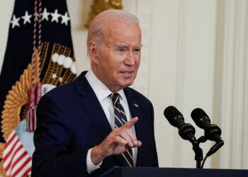 Biden orders ban on certain US tech investments in China