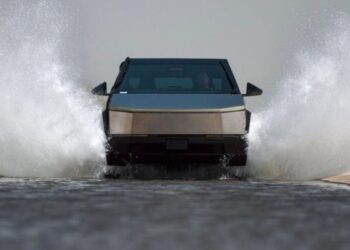 It’s Getting Ugly: Tesla Cybertruck Loathing Evokes Hummer H2