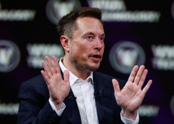 Factbox-Elon Musk on interest rates, uncertainty and Tesla’s costs