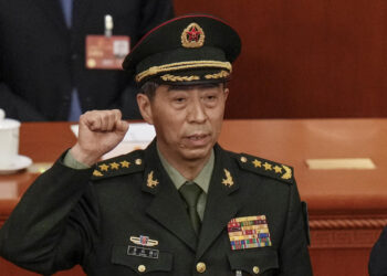 China announces the removal of defense minister missing for almost 2 months with little explanation
