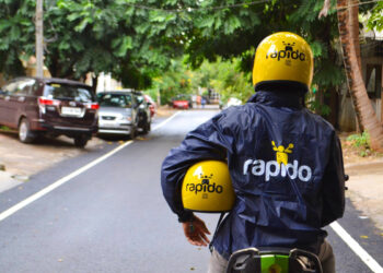 India’s bike taxi startup Rapido is getting into the cab business