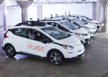 Cruise ceases robotaxi operations, the Apple Watch gets a new feature and Carta tries to head off bad press