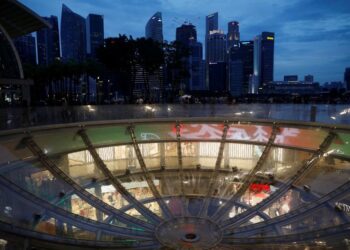 Singapore’s Q3 GDP tops initial estimates on financial services, tourism