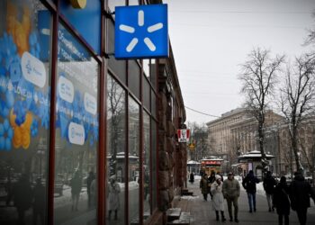 Ukraine’s largest mobile operator Kyivstar downed by ‘powerful’ cyberattack
