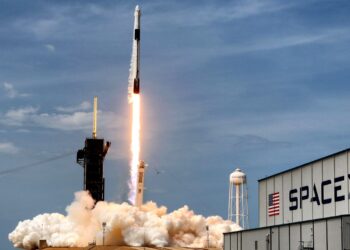 SpaceX Reportedly Valued At $180 Billion In Insider Share Sale