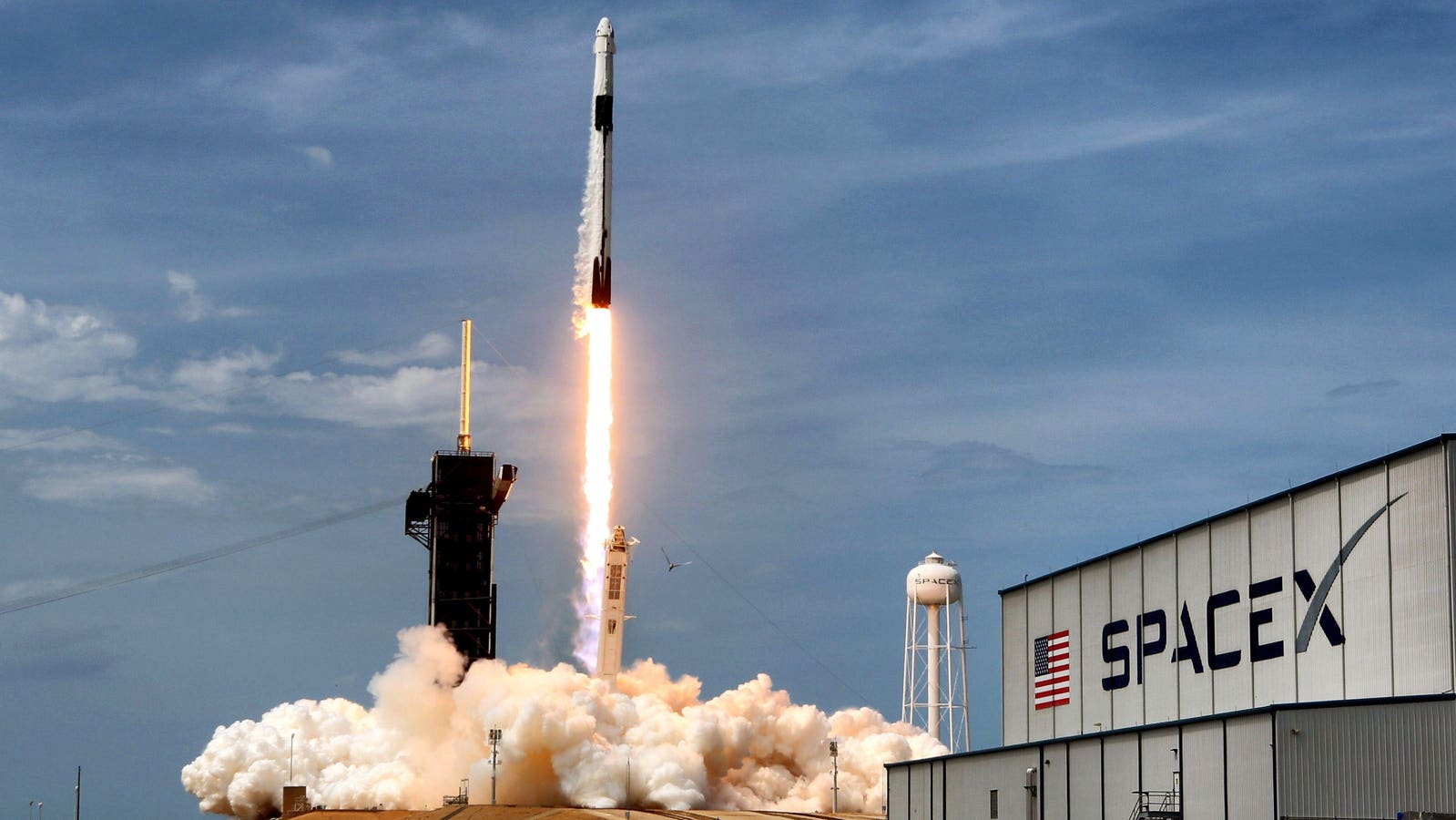 SpaceX Reportedly Valued At $180 Billion In Insider Share Sale