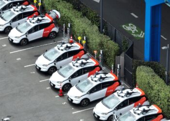 Google’s Gemini comes to more apps, Cruise slashes its workforce and Tesla issues a recall