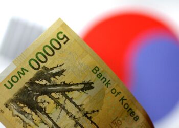South Korea banks pledge $1.5 billion for small businesses amid push to share profits