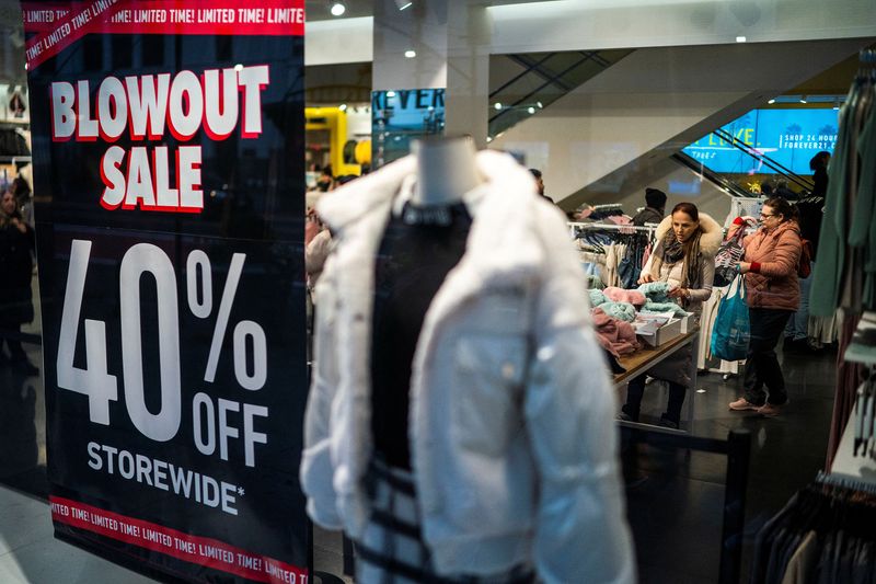 US holiday retail sales grow 3.1%, down from prior year -Mastercard