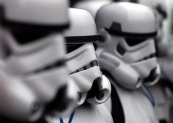 Lucasfilm Sues ‘Star Wash’—A Car Wash In Chile—Claiming Plagiarism