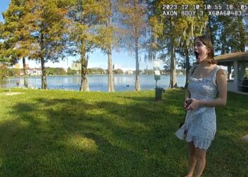 Girlfriend meets police to get lost wallet — then has surprise of a lifetime in Florida