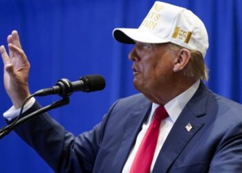 Trump rips UAW president: ‘Get rid of this dope’