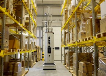 Dexory’s massive shelf-scanning robot comes to North America