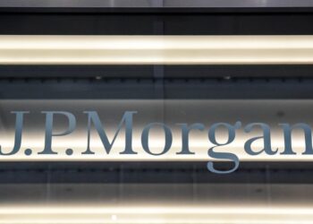 Banks face further loan losses from global office market slump