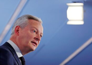 French finance minister to cut 2024 growth forecast