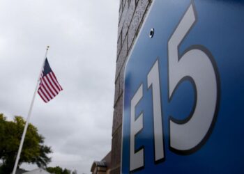 US approves E15 gasoline sales expansion in Midwest starting 2025