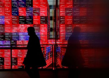 Stocks lose steam as Nvidia optimism fades, yields slip