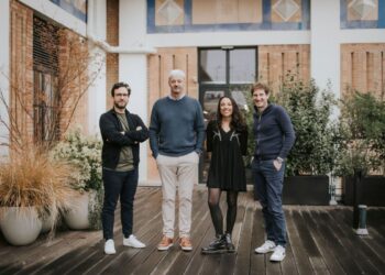 Flush with cash, French fintech unicorn Qonto acquires Regate