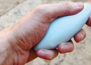 Moonbird’s relaxation device takes flight internationally