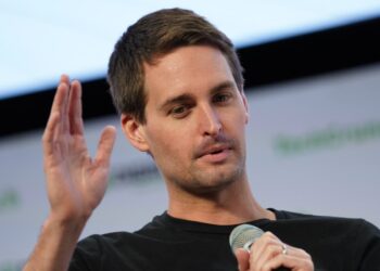Snapchat turns off controversial ‘Solar System’ feature by default after bad press
