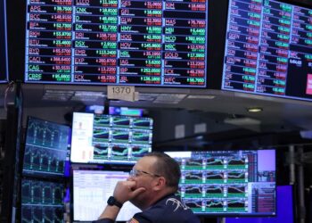 Wall Street indexes rise after strong jobs data