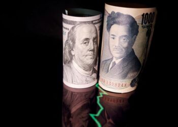 Japan’s finance minister says he’s closely watching FX