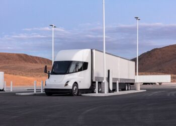 Tesla still plans to build 1,800-mile charging corridor for semi trucks despite Biden funding snub